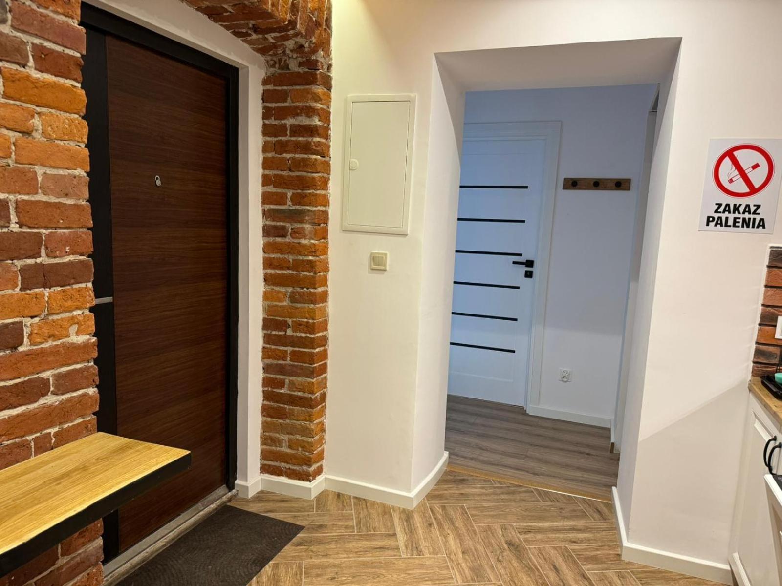 Lusia Apartment Jarosław Екстериор снимка